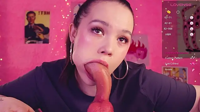 Snapshot of Chery_Lady22 chatting on January 10, 2026, 3:35 am Chery Lady22 online show from January 10, 2026, 3:35 am