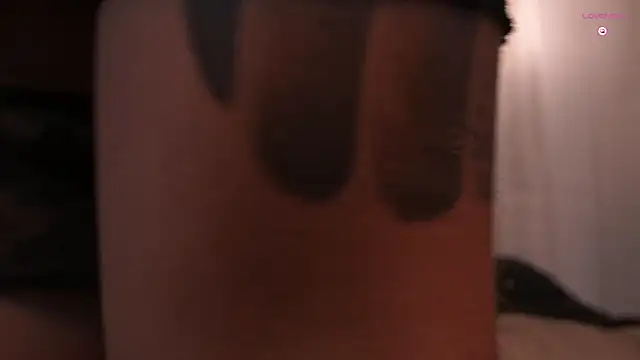 agatha collins  online show from October 4, 2025, 6:53 pm