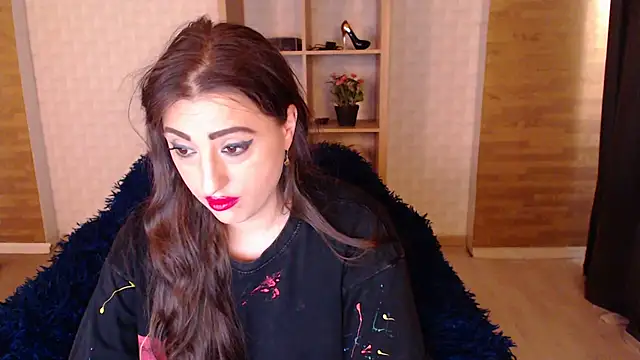 RebeccaStone online show from September 9, 2025, 5:28 am