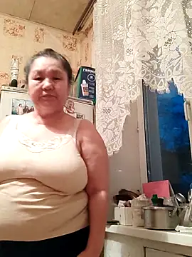 Zulfiya Bruce online show from May 6, 2026, 5:50 pm