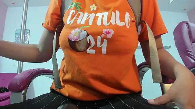 CAMILA--REY online show from December 20, 2025, 11:24 am