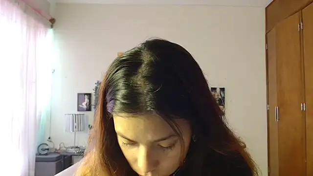 Snapshot of 3littleschoolteens chatting on October 27, 2025, 3:57 pm 3littleschoolteens online show from October 27, 2025, 3:57 pm