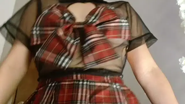 Snapshot of 3littleschoolteens chatting on November 27, 2025, 7:14 pm 3littleschoolteens online show from November 27, 2025, 7:14 pm