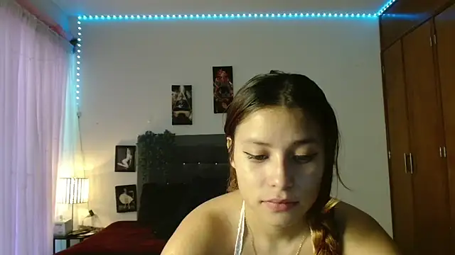 Snapshot of 3littleschoolteens chatting on October 9, 2025, 6:52 pm 3littleschoolteens online show from October 9, 2025, 6:52 pm