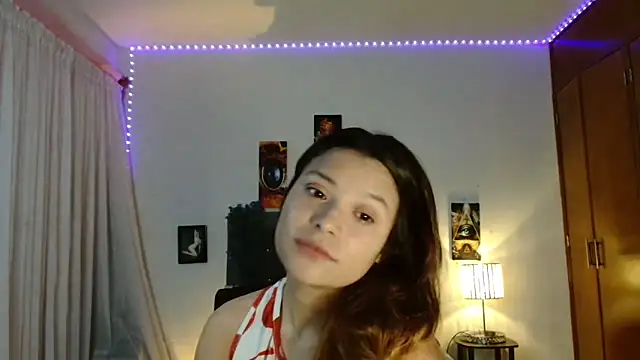 Snapshot of 3littleschoolteens chatting on November 18, 2025, 5:44 am 3littleschoolteens online show from November 18, 2025, 5:44 am