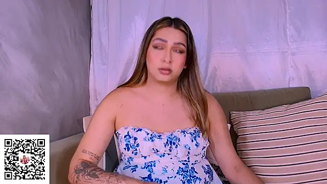 Snapshot of ISABELLASSMITH chatting on October 21, 2025, 12:32 am ISABELLASSMITH online show from October 21, 2025, 12:32 am