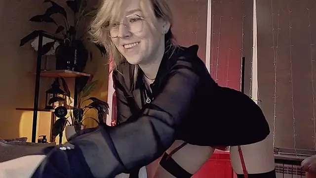 5 in one online show from February 22, 2025, 7:34 am