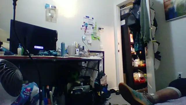 Snapshot of CleanGrey chatting on June 7, 2026, 4:50 am CleanGrey online show from June 7, 2026, 4:50 am