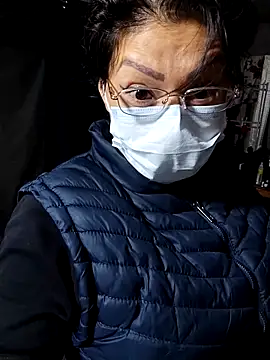 LaInsaciableIntensa online show from December 19, 2025, 12:14 am