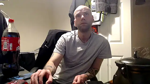 Snapshot of Atheist777 chatting on February 1, 2026, 9:35 pm Atheist777 online show from February 1, 2026, 9:35 pm