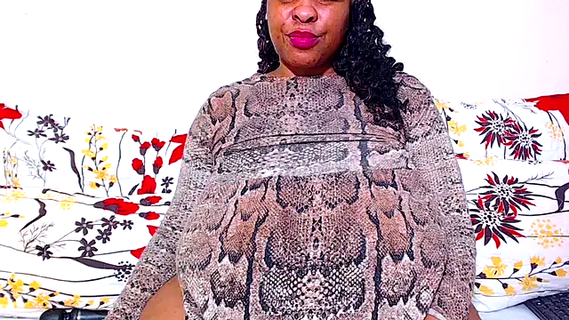 Ebonylovelyx online show from October 10, 2025, 9:15 pm