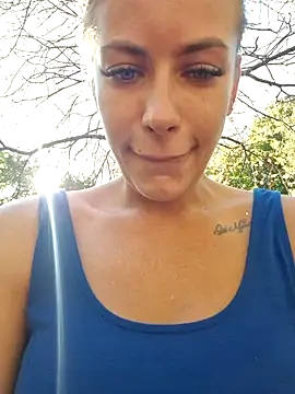 Keli Jessi online show from September 23, 2025, 12:12 pm