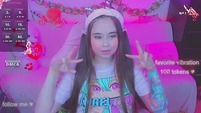 Lolisuccub online show from September 24, 2025, 5:52 pm