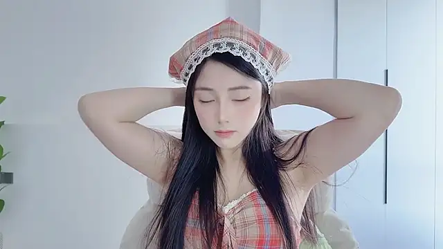 HaagenDazs  online show from November 25, 2025, 5:41 am