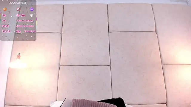 Snapshot of aisha_vs chatting on September 29, 2025, 12:44 pm aisha vs online show from September 29, 2025, 12:44 pm