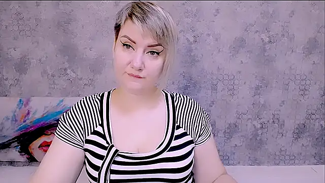 Djullia online show from September 20, 2025, 5:12 am