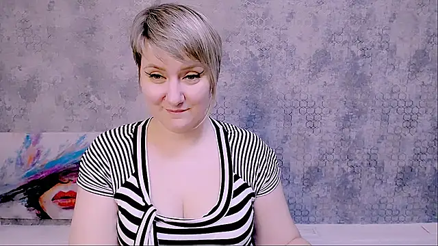 Djullia online show from March 22, 2025, 3:20 pm