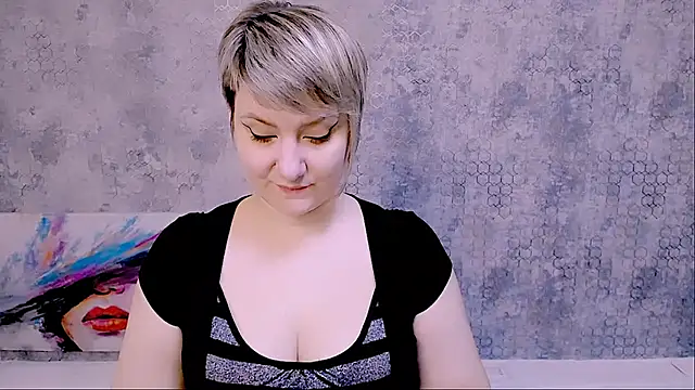 Djullia online show from March 17, 2025, 6:07 am