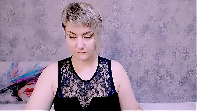 Djullia online show from October 12, 2025, 5:09 am