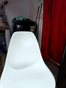 annie-19 online show from February 14, 2025, 6:40 pm