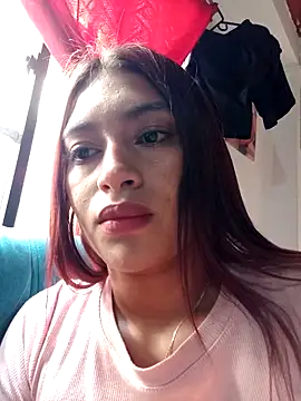 annie-19 online show from September 27, 2025, 3:07 pm