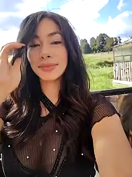 CelesteBreedlove online show from December 18, 2024, 7:30 pm