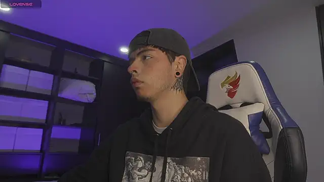  morghan  online show from November 27, 2025, 3:07 am