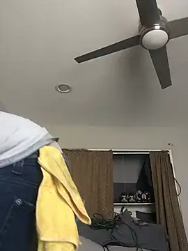 Londonfrotadejr online show from February 26, 2025, 6:37 pm