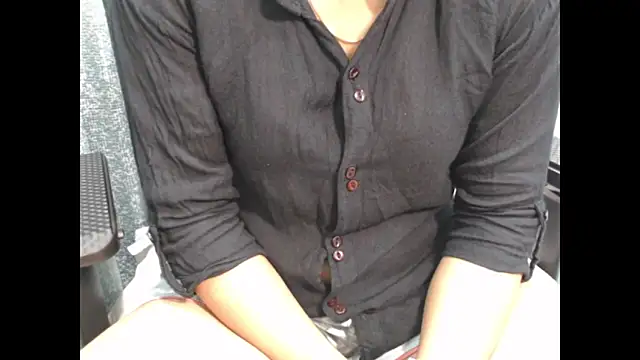 Snapshot of CuteRhea69 chatting on November 15, 2025, 11:25 am CuteRhea69 online show from November 15, 2025, 11:25 am