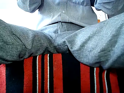 manan28 online show from September 25, 2025, 4:51 am