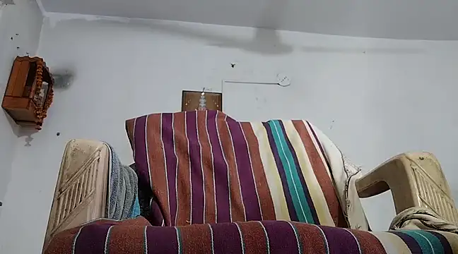 manan28 online show from January 4, 2025, 12:27 pm