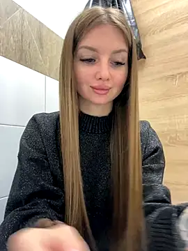 KrisMagnoly online show from September 24, 2025, 5:08 pm