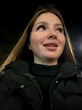 KrisMagnoly online show from October 16, 2025, 6:05 pm