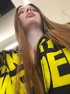 KrisMagnoly online show from March 3, 2026, 5:53 pm