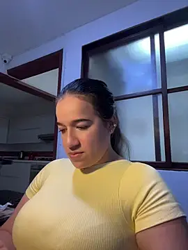 Snapshot of Antonellachic73 chatting on July 22, 2026, 10:45 pm Antonellachic73 online show from July 22, 2026, 10:45 pm