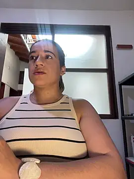 Snapshot of Antonellachic73 chatting on July 23, 2026, 9:44 pm Antonellachic73 online show from July 23, 2026, 9:44 pm