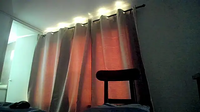 Snapshot of Genesis_Sandoval chatting on May 27, 2026, 7:21 pm Genesis Sandoval online show from May 27, 2026, 7:21 pm