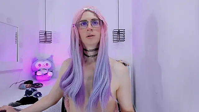 KimberlyJohnsoon online show from February 21, 2026, 1:35 pm