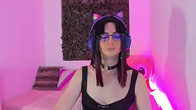 KimberlyJohnsoon online show from March 18, 2025, 3:23 am