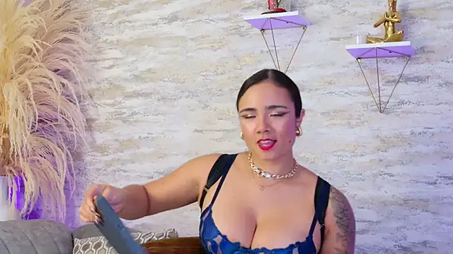 Lea Foster online show from March 19, 2025, 12:48 am