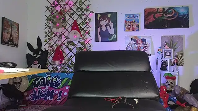 Snapshot of chirlleyy chatting on November 10, 2025, 11:04 am chirlleyy online show from November 10, 2025, 11:04 am