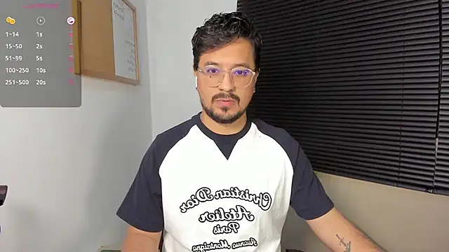 DaviidEvans  online show from December 7, 2024, 2:47 am