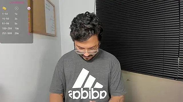 DaviidEvans  online show from December 10, 2024, 3:41 am