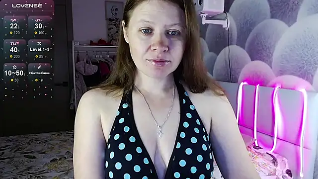 alekasamui online show from September 29, 2025, 9:09 pm