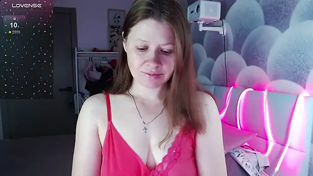 alekasamui online show from October 9, 2025, 1:17 am