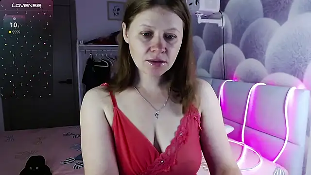 alekasamui online show from September 19, 2025, 9:08 pm