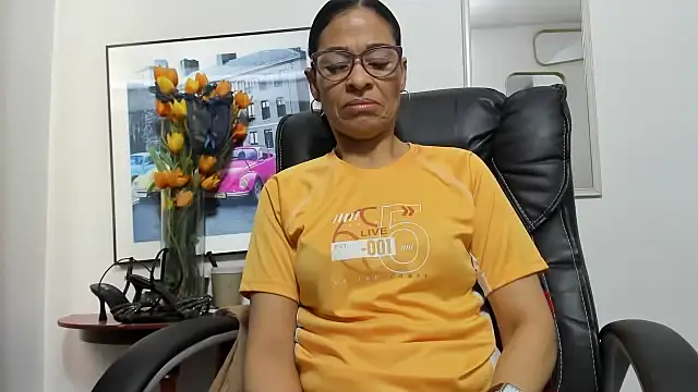 Aries Mature online show from October 11, 2025, 2:29 pm