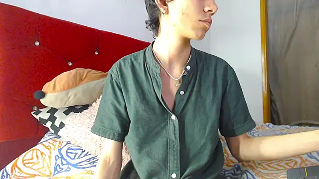 LAICK 01 online show from April 4, 2026, 3:57 am