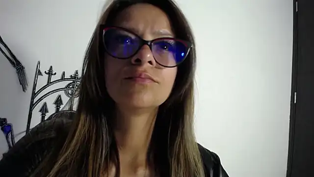 Snapshot of beauti_wild25 chatting on September 22, 2025, 7:42 pm beauti wild25 online show from September 22, 2025, 7:42 pm