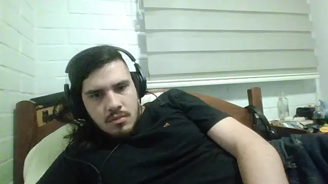 hung weeb online show from January 20, 2025, 1:39 am